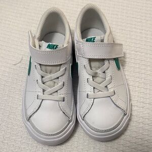 NWOT Nike Kids White Sneakers with Green Swoosh